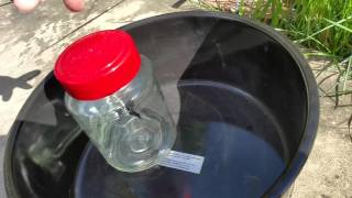 Radiometer  Homemade  Test with sealed coffee jar  outdoor with opaque pan  overidonTV [upl. by Tiny]