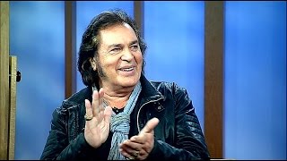 Engelbert Humperdinck nearly stumps Good Day NY Cohosts [upl. by Wendelin]