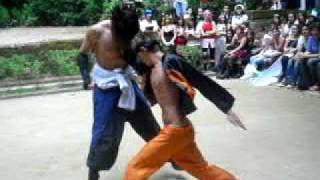 Battaglia epica Naruto vs Sasuke cosplay villa floridiana Napoli 270610 [upl. by Kinom]