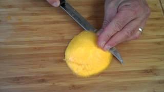 How to pick and cut a Kent mango [upl. by Mojgan]