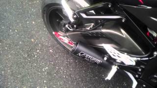 Brocks Alien Head Black S1000RR [upl. by Morton]