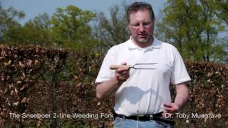 The Sneeboer 2 tines Weeding Fork [upl. by Ludba]