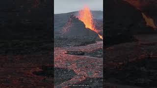 KILAUEA VOLCANO ERUPTION  HAWAII  LAVA   NATURE IN 4K shorts [upl. by Eimrej]