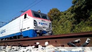 8500호대 화물형 전기 기관차 죽령역 출발 Korail 8500 Electric Locomotive Jukryeong Station Departure [upl. by Pippas]