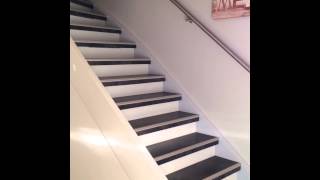 Habillage escalier avec éclairage leds MAYTOP [upl. by Ahsenauj143]