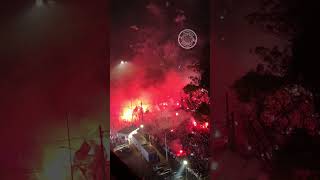 TORCIDA DO SÃO PAULO FAZ FESTA INSANA NA CHEGADA DO TIME PARA O JOGO CONTRA O BOTAFOGO shorts [upl. by Nor]