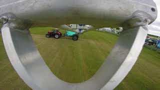 BERTHOUD VANTAGE  Pulvérisateur tracté présenté au CEREALS show 2017 UK [upl. by Ekoorb]