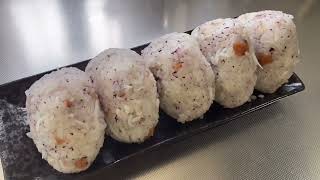 HOW TO MAKE ONIGIRI JAPANESE RICE BALLS SHIRASU AND UMEBOSHI [upl. by Pevzner]