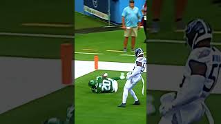 NYJ Breece Hall Catches Touchdown Grab vs TEN breecehall newyorkjets [upl. by Airdna]