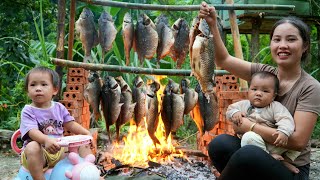 Harvest giant fish  make smoked fish preserve fish  cook food for pigs [upl. by Mair]