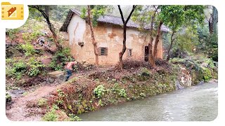 Grandfathers Old Riverside House Transformed by Genius into Secluded Home  Timelapse [upl. by Valentina]