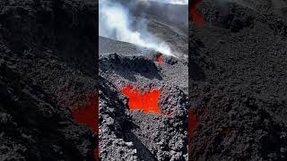 Piton de la Fournaise  Ile de la Réunion 🇷🇪 En attendant la prochaine éruption 🌋 [upl. by Yevi]