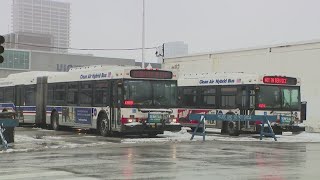 Texas bus company sues Chicago over migrant dropoff ordinance [upl. by Azitram619]