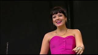 Lily Allen  Smile Live At Glastonbury 2007 VIDEO [upl. by Sverre]