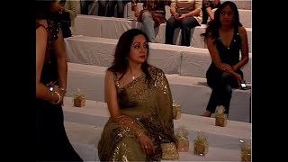 Hema Malini is wearing a pista green saree with a sleeveless blouse at Lakme fashion week [upl. by Lerred]