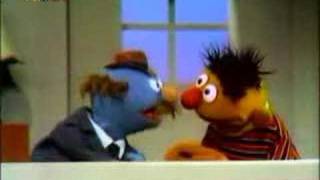 Classic Sesame Street  Simon Soundman needs Ernies help [upl. by Clarise]