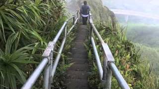 Stairway to Heaven Hike Haiku Stairs Hawaii Hike 2010 [upl. by Atsev724]