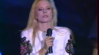 Sylvie Vartan  La Maritza  Retour en Bulgarie [upl. by Tombaugh818]