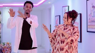 SHAADIYA SHARAF FT ABDIKARIM ALI SHAAH KAALAY KAALAY  OFFICIAL VIDEO 4K 2023 [upl. by Liagaba]