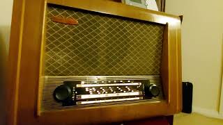 The Jam  Eton Rifles  70s Sounds  70 year old Pye valve radio [upl. by Ahsiekrats400]