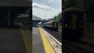 158 881 departing ST Denys on a service to romsey [upl. by Jahdal]