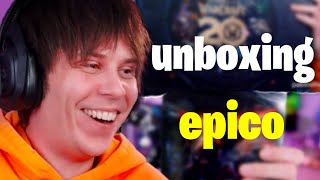 Rubius Reacciona y Abre regalos gamers epicos [upl. by Landahl657]