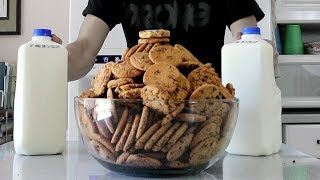 203 Chips Ahoy Challenge 12800 Calories [upl. by Marlena]