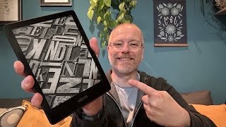 Kindle Paperwhite Signature Edition A DeepDive Review [upl. by Nahshun]