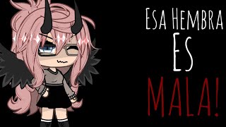 Esa Hembra es MALAGLMV [upl. by Ocirnor]