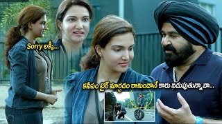 Honey Rose takes help from lucky Singh to fix the Car tire  Machu Lakshmi  90 ml movies [upl. by Uolymme582]