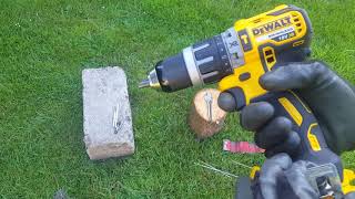 Testrecenzja Wiertarko wkrętarki DeWALT dcd796795 [upl. by Arodal207]