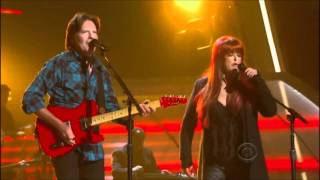 John Fogerty amp Wynonna Judd Duet  Proud Mary  ACM Girls Night Out Live Naomi Judd [upl. by Cand]