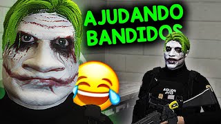 Virei POLICIAL e AJUDEI os BANDIDOS no GTA RP [upl. by Georgianne830]