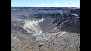 Water appears in Halemaʻumaʻu  Kīlauea Volcano [upl. by Jevon686]