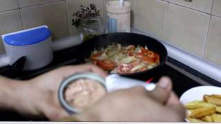 Lomo de Atun Saltado De Peru [upl. by Warfeld]