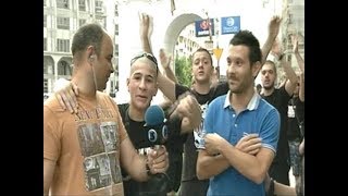 Навивачи на Вардар влетаа во директното јавување на Канал 5 [upl. by Nnaeiluj]