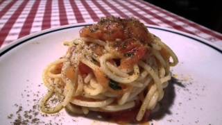 Spaghetti alla marinara ricetta tradizionale [upl. by Inigo]