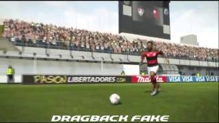 Dribles PES 2013 Xbox 360 [upl. by Nylinnej]