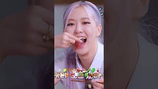 rosie eating  Kpop mukbang  rosé blackpink eating kpop [upl. by Atsirhc735]