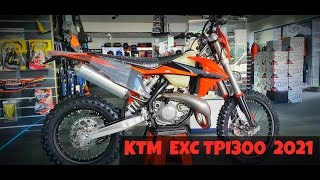 2021 KTM EXC300 TPI  UNBOXING  Fist Impression  Does It Worth The Upgrade Dirt Bikes Reviews 7 [upl. by Simonsen45]