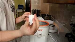 Sunpentown CL010 juicer and grinder soy milk demo [upl. by Sadick]