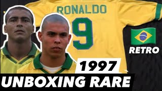 UNBOXING MAILLOT BRÉSIL 1997 RARE  ROMARIO amp RONALDO  SOCCERMALLPLUS [upl. by Riva]