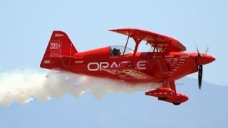 2014 Planes of Fame Air Show  Sean D Tucker Oracle challenger III [upl. by Mel773]