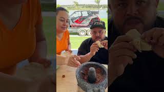 Papá millonario comiendo gusanos de Maguey [upl. by Aseretairam]