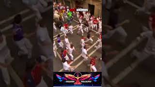 quotViva San Fermín pura tradición y festejo que une Pamplonaquot [upl. by Latoya]