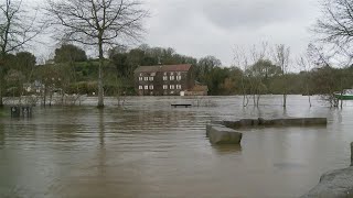 Intempéries leau monte en LoireAtlantique placée en vigilance orange crues  AFP Images [upl. by Flossi295]