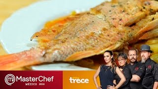 Pescado a la veracruzana  Recetas de MasterChef México 2016 [upl. by Padegs725]