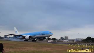 KLM Boeing 777200 landing in Guayaquil Airport AvGeekDay 2017 [upl. by Wallach262]