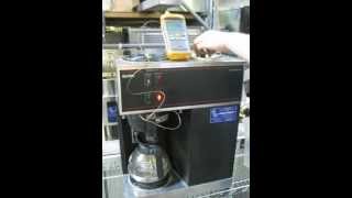 BUNN 12 CUP POUROVER COFFEE BREWER WITH 2 WARMERS 13094 Maker [upl. by Market]