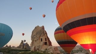 VOL EN MONTGOLFIÈRE  ÜRGÜP  CAPPADOCE  TURQUIE  PARTIE 1 [upl. by Prissie]